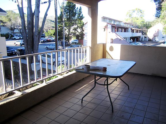 5th image of 295 N Chorro St APT C