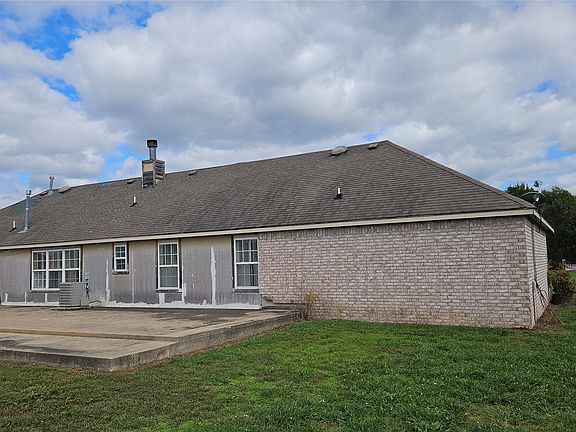 2nd image of 3470 N 335th Rd
