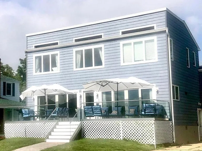 410 Burlington Ave #FRONT — Photo 1