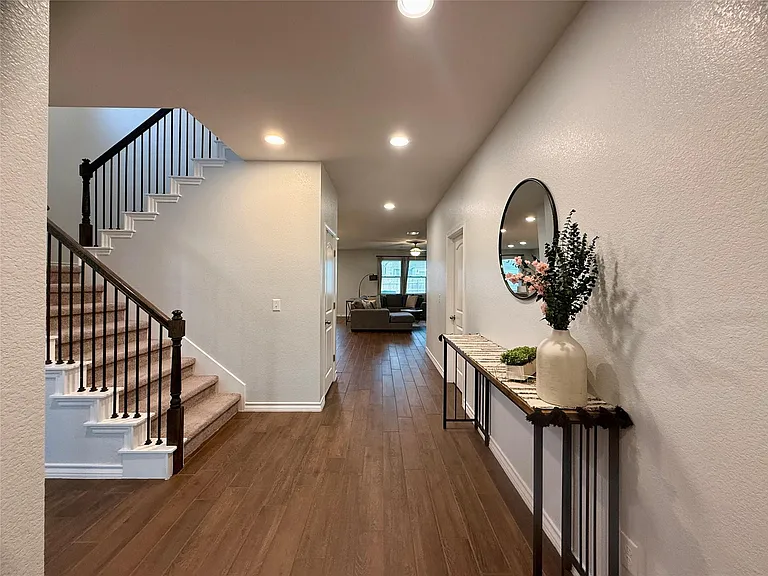 161 Andesite Trl — Photo 3