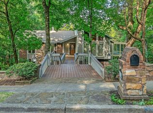 7716 Oakridge Dr SE, Huntsville, AL 35802
