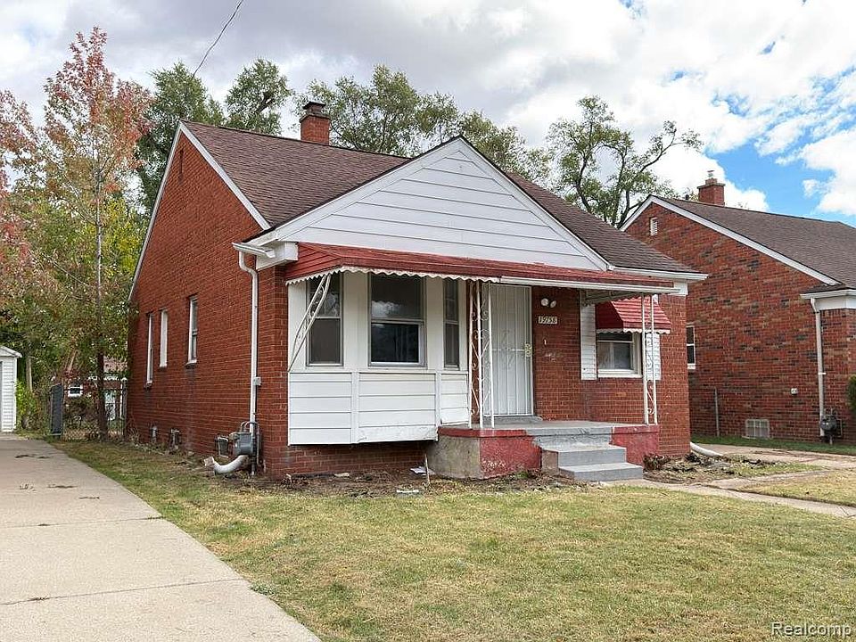1st image of 19758 Prairie St