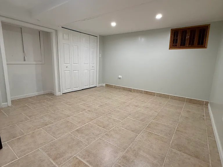 9233 Vanderveer St #1 — Photo 8