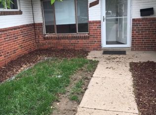 2233 S Lincoln St, Denver, CO 80210