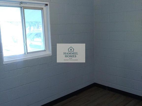 2nd image of 1520 S Main St #7