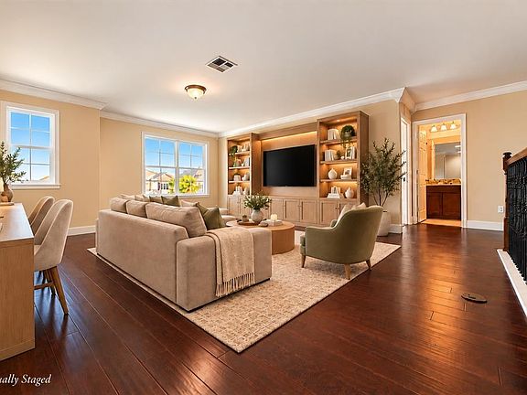 5th image of 3611 MT VERNON WAY