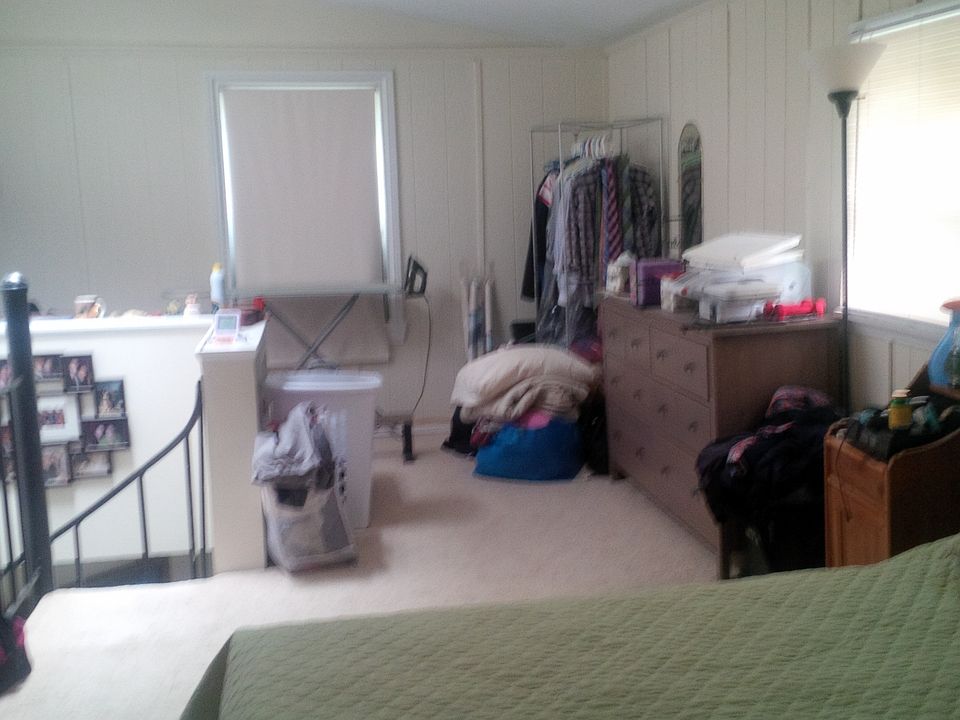 2nd image of 409 S 9th St APT 3R