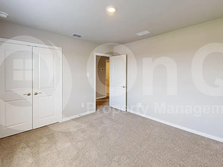 517 Ridgedale Dr — Photo 12