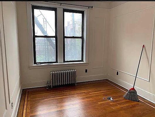 4th image of 3612 28th Ave APT 2R