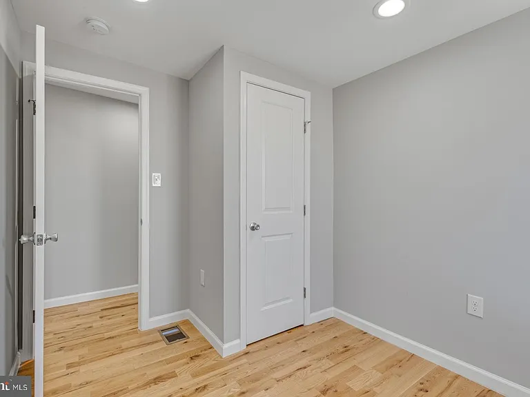 410 Diamond St #2 — Photo 11