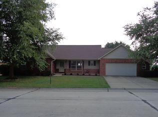 238 Summers Trce, Belleville, IL 62220