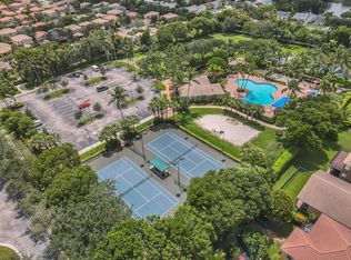 5345 Grand Banks Blvd, Greenacres, FL 33463