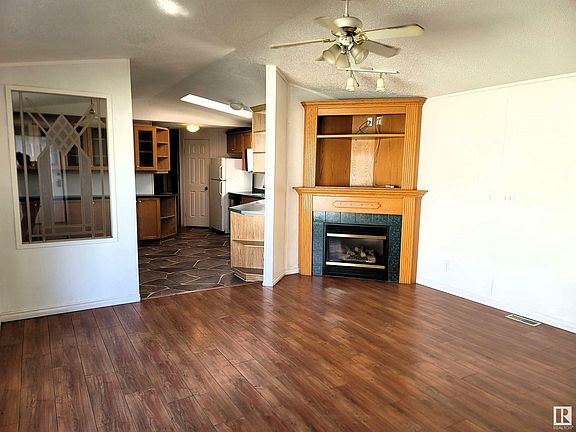4th image of 5508 55th St #100