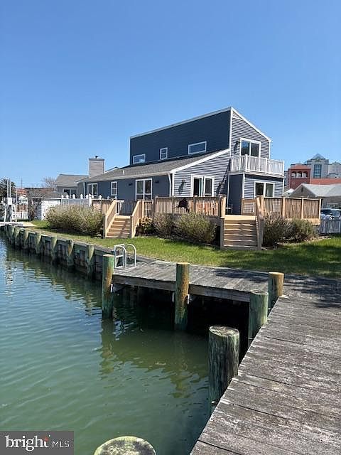 1st image of 216 Kingfish Rd