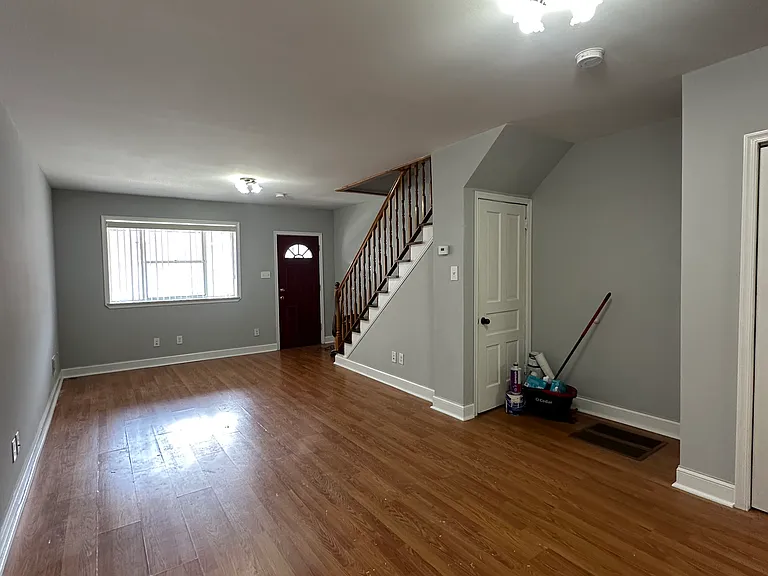 2249 E Cambria St — Photo 6