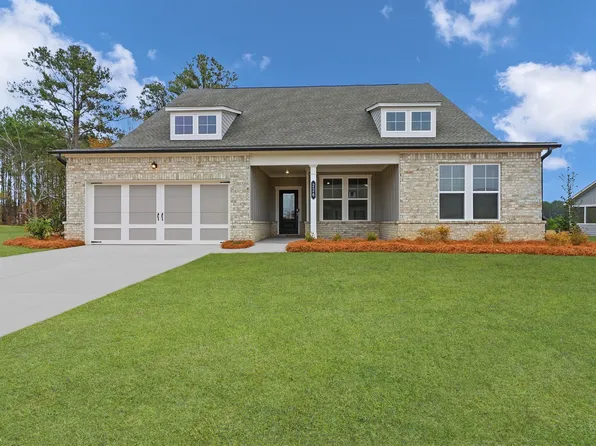 226 Flat Shoal Dr, Bonaire, GA 31005