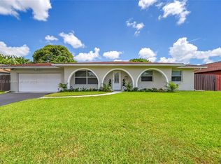 7481 NW 14th St, Plantation, FL 33313