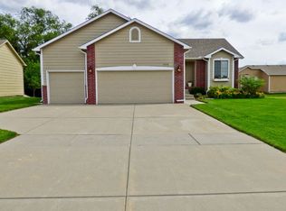 4628 N Cheltenham Ct, Wichita, KS 67219