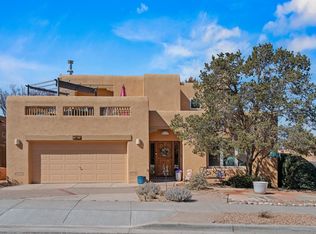 3208 Nizhoni Dr, Santa Fe, NM 87507