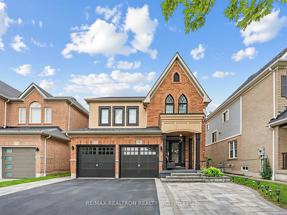 15 Middlecote Dr