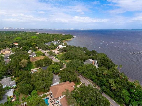 3rd image of 6225 Bayshore Blvd