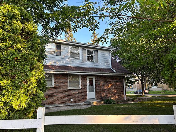 Side view from the alley.