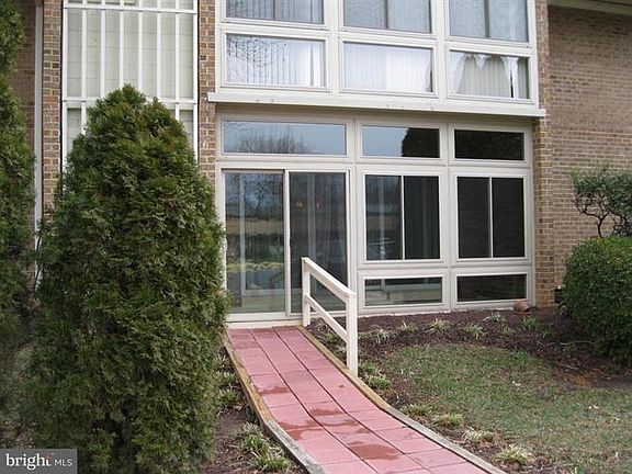 3rd image of 3503 S Leisure World Blvd APT 1B