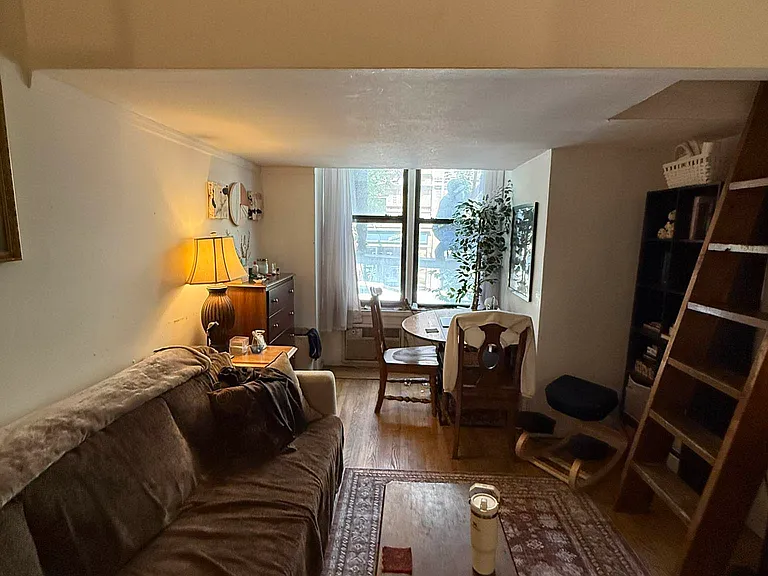 62 W 71st St #1-A — Photo 6