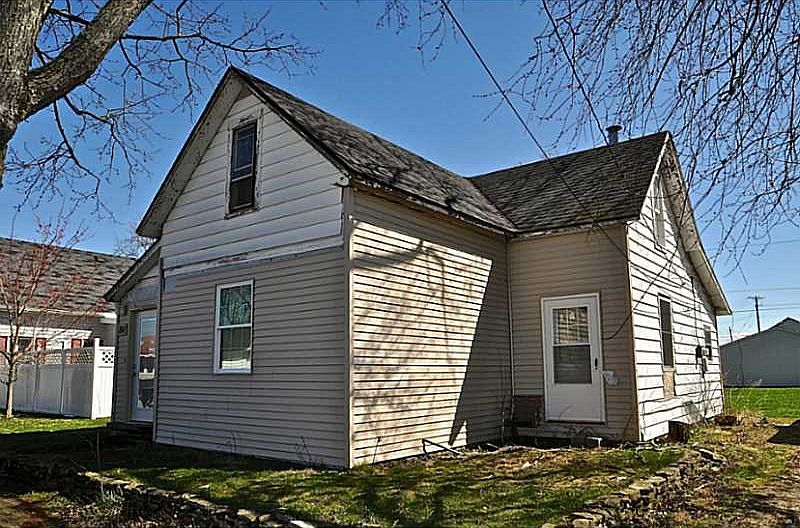 1st image of 241 Jefferson St