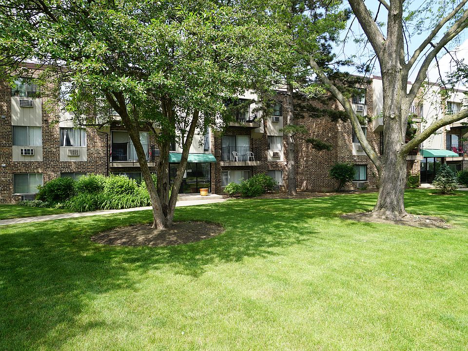 1st image of 1481 N Winslowe Dr APT 303