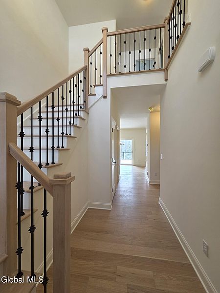 5th image of 9 Hill Crest Lane #2