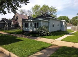 2135 Charles St, La Crosse, WI 54603