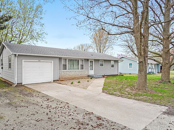 2nd image of 113 N Westview Dr