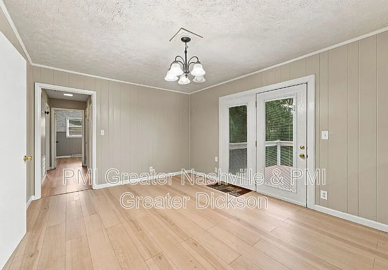366 N Powers Blvd — Photo 17