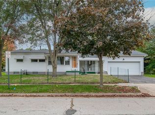 860 Sutherland Ave, Akron, OH 44314