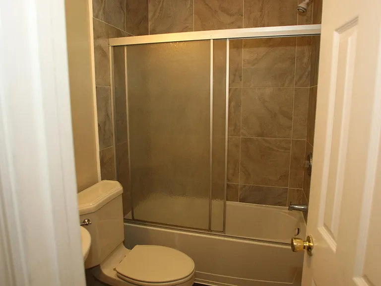 346 Longwood St #346 — Photo 11