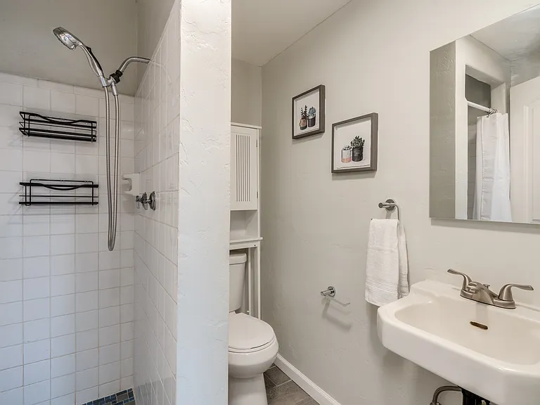 3300 E Bellevue St #3 — Photo 11