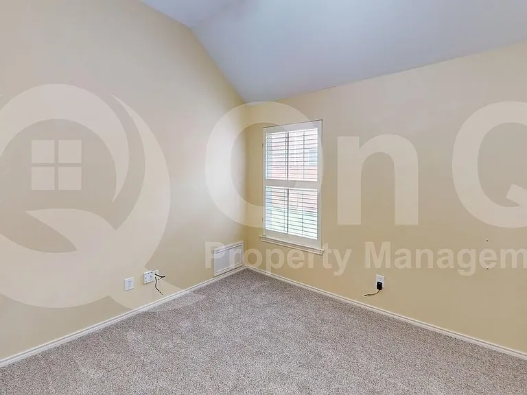 5603 Stonehenge Dr — Photo 15
