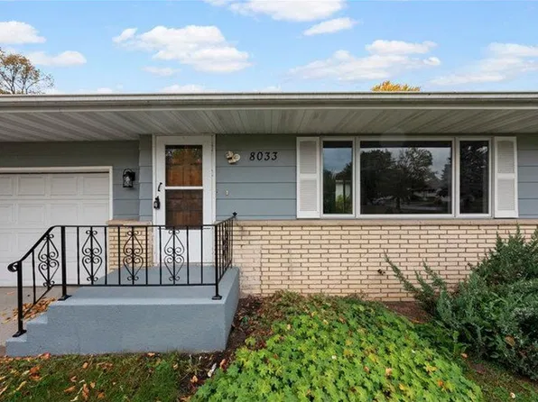 8033 Georgia Ave N, Brooklyn Park, MN 55445
