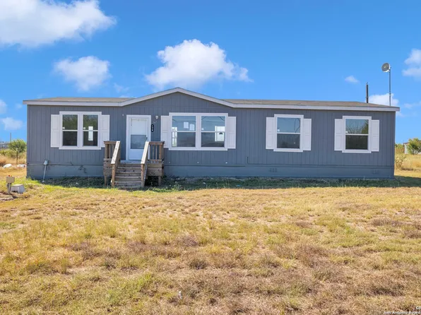 176 COUNTY ROAD 4631, Hondo, TX 78861
