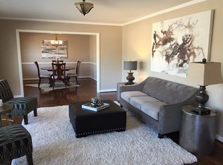 1332 Round Hill Rd, Vestavia Hills, AL 35216