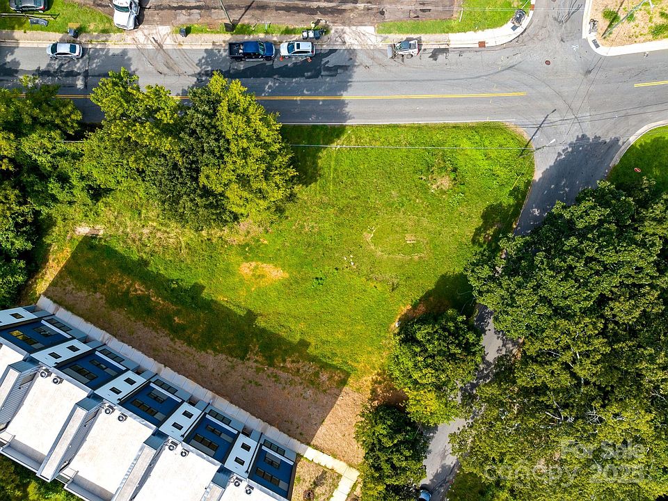 2nd image of 3541 Avalon Ave #1