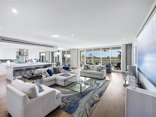 13915 Old Coast Rd, Naples, FL