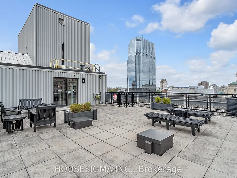 7 Picton St #601 — Photo 28