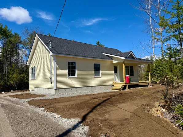 473b Middle Road, Standish, ME 04085