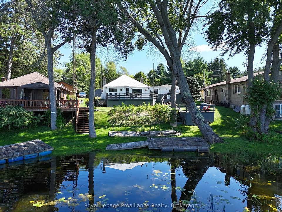 1st image of 24 Cosy Cove Ln