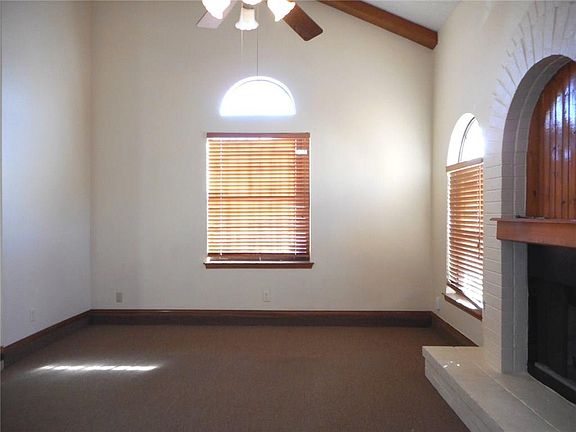 4th image of 11819 Prado Del Sol Dr