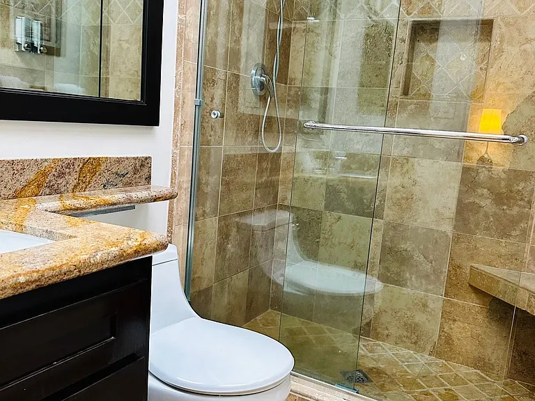 537 Evergreen St #8 — Photo 10