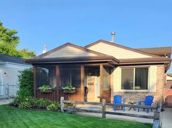 27771 Lorenz St, Madison Heights, MI 48071