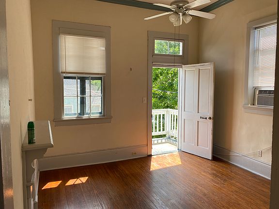 3rd image of 3611 Iberville St